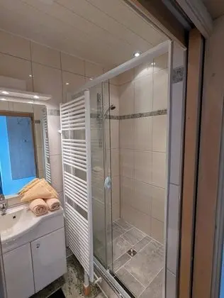 Basic Tek Büyük Yataklı Oda