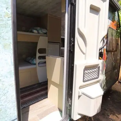Karavan (Kybele)