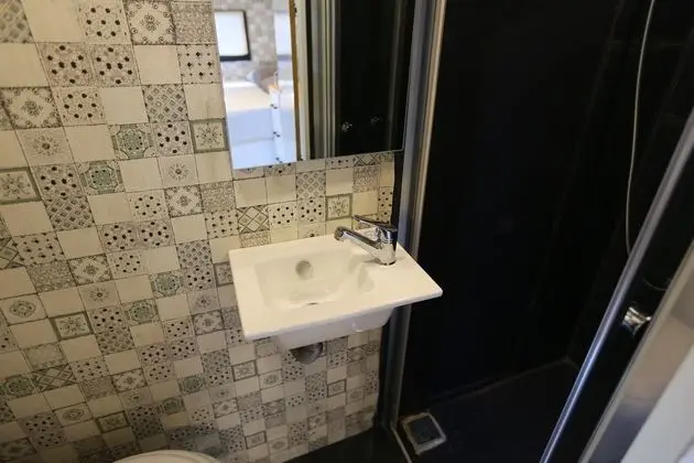 Tiny Room Plus (Poseidon)