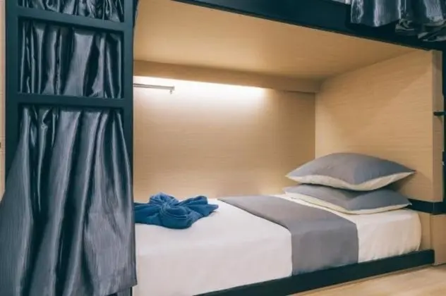 Tek Kişilik Oda Bunk Bed With Shared Bathroom