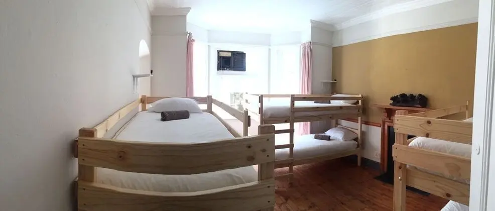 Standard Ortak Ranzalı Oda (3 Bunk Beds)