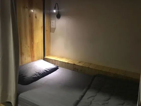 Bed in 10-Bed Mixed Dormitory with A/C & Balcony, 2nd Floor