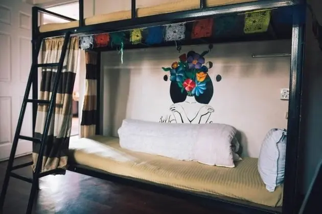 Basic Ortak Ranzalı Oda