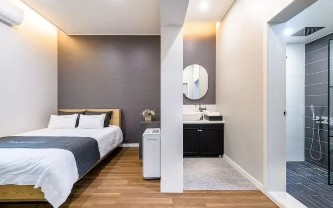 Oda (Deluxe (Room 301 non-cancellable))