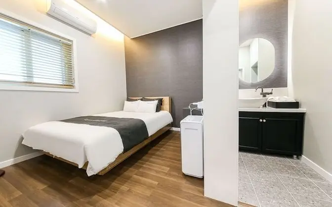 Oda (Deluxe (Room 301 non-cancellable))