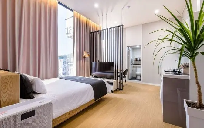 Oda (Deluxe (Room 305 non-cancellable))