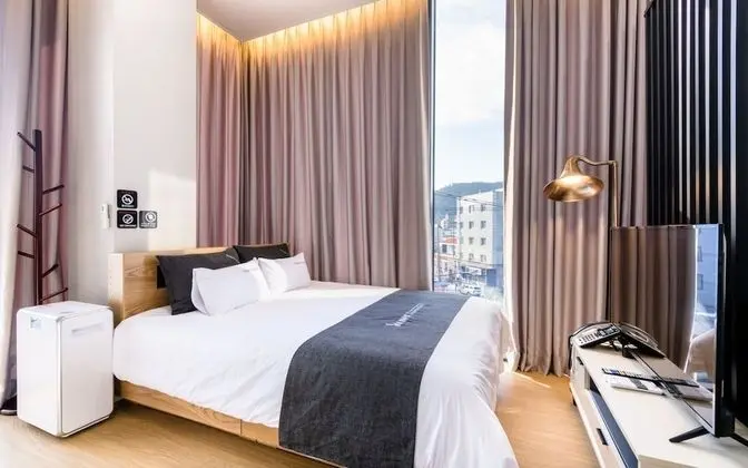 Oda (Deluxe (Room 305 non-cancellable))