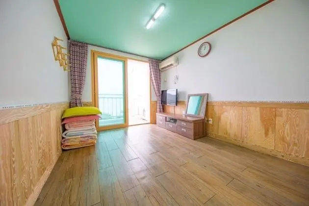 Oda (302 (23m ondol))