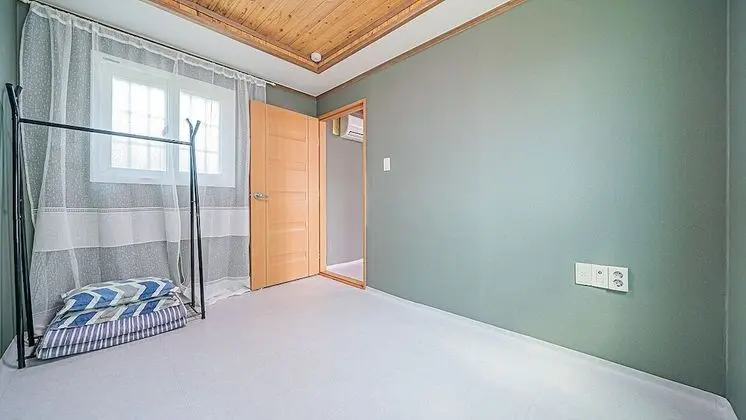 Oda (B: Orange - 1F)