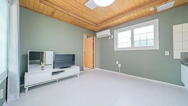 Oda (B: Orange - 1F)