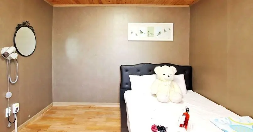 Tek Büyük Yataklı Oda (Couple Room)