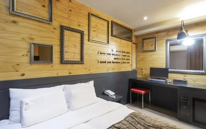 Oda (Semi-private room (double bed bathtub)