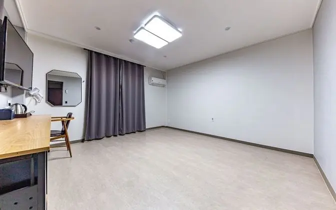 Oda (Korean Room)