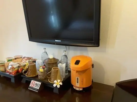 Superior Oda, Havuz Manzaralı