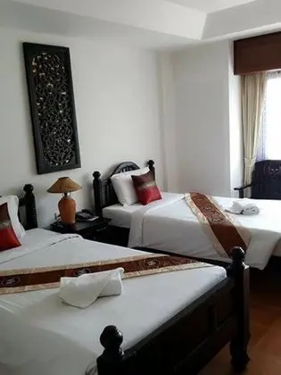 Üç Kişilik Oda