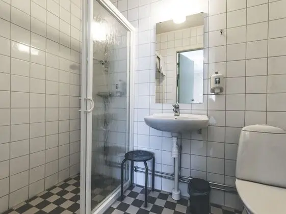 Tek Büyük Yataklı Oda (Hotel)