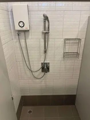 Standard Ortak Ranzalı Oda, Sadece kadınlar için