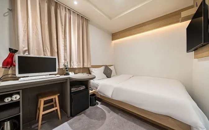 Oda (Standard room)
