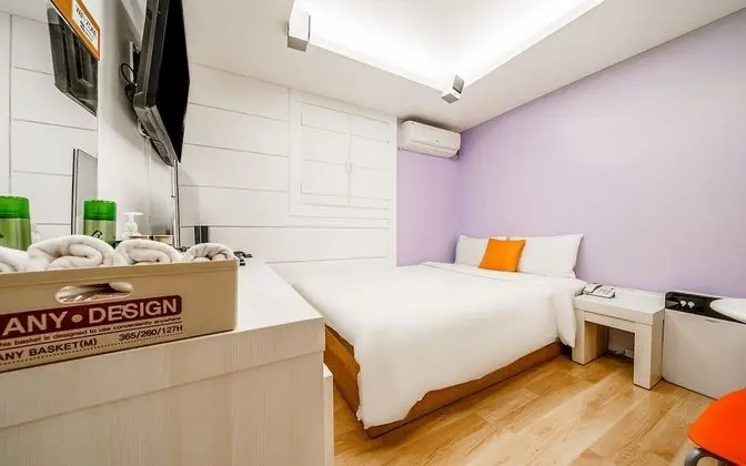 Oda (Standard Room (1PC Window 7 Netflix(w)