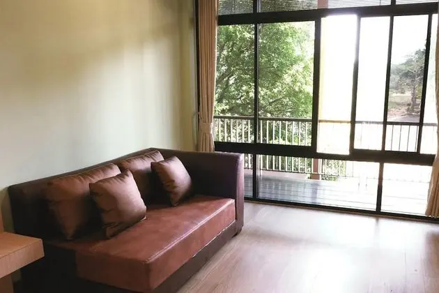 Baan Rim Naam