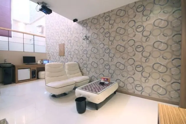 Oda (Duplex (with styler microwave bathtub)