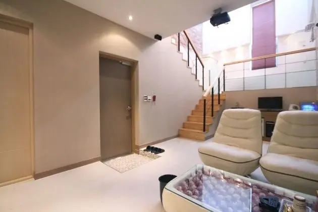 Oda (Duplex (with styler microwave bathtub)