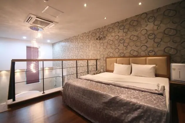 Oda (Duplex (with styler microwave bathtub)