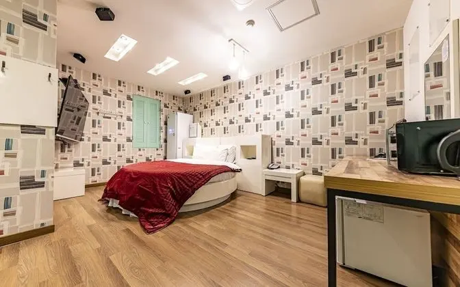 Oda (Single floor (with styler microwave b)