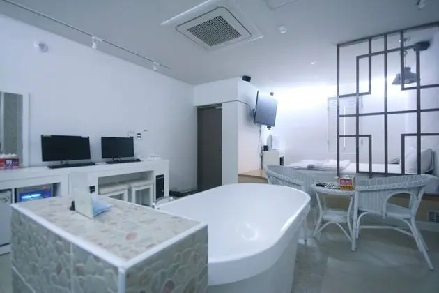 Oda (Single floor (with styler microwave b)