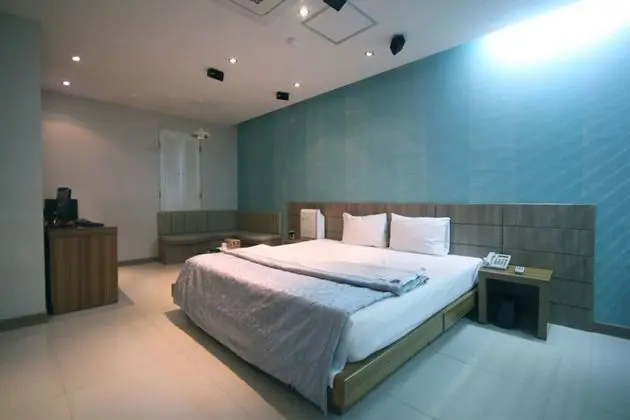 Oda (Single floor (with styler microwave b)