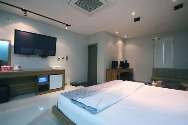 Oda (Single floor (with styler microwave b)