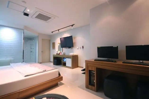 Oda (Single floor (with styler microwave b)