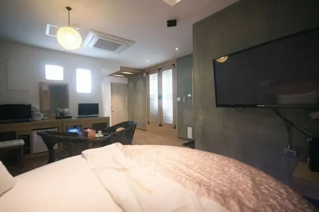 Oda (Single floor (with styler microwave b)