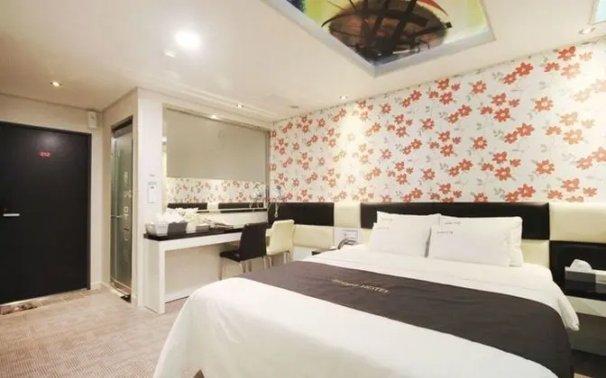 Oda (Standard room (with Samsung air dress)