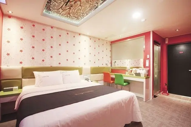 Oda (Standard room (with Samsung air dress)