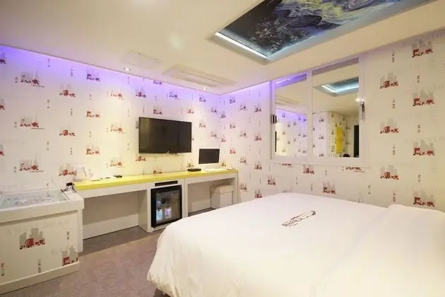 Oda (Standard room (with Samsung air dress)