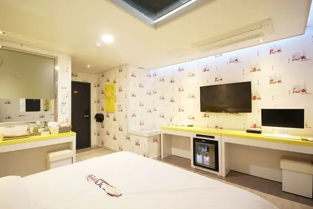 Oda (Standard room (with Samsung air dress)