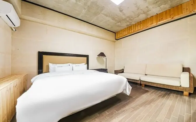 Oda (Party Room - Pension Type (2 Bedroom )