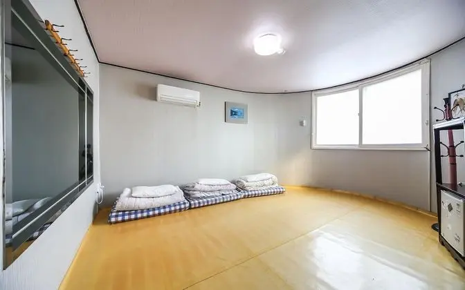 Oda (Korean Room (Big Room))