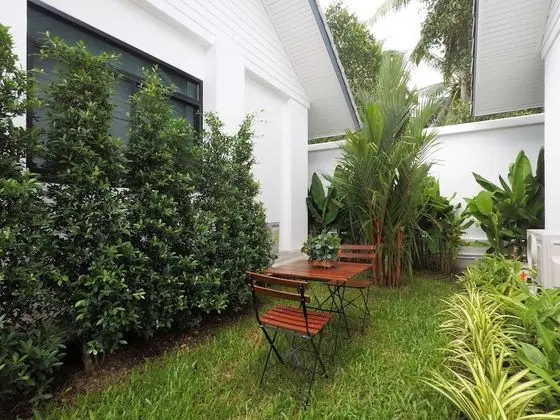 Honeymoon Villa with Garden View