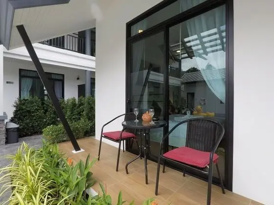 Honeymoon Villa with Garden View