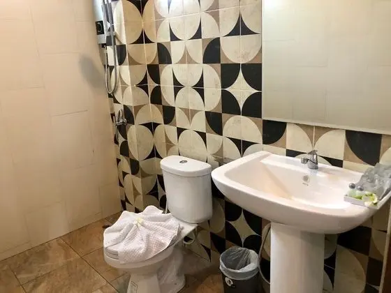 Deluxe Oda, Havuz Manzaralı