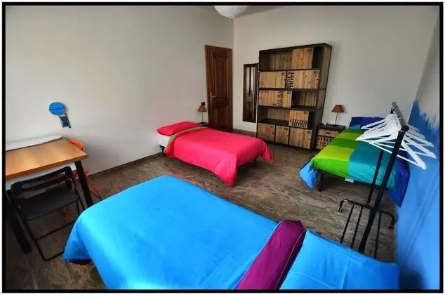 Üç Kişilik Oda, Ortak Banyo