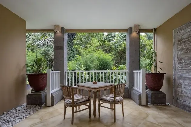 Oda, Teras (Lanai - with Free Benefits)