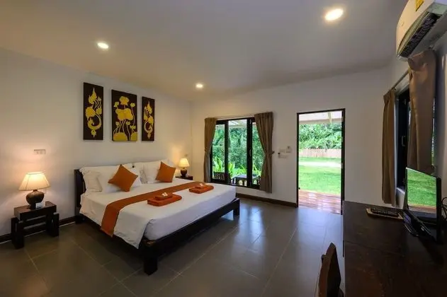 Deluxe Bungalow