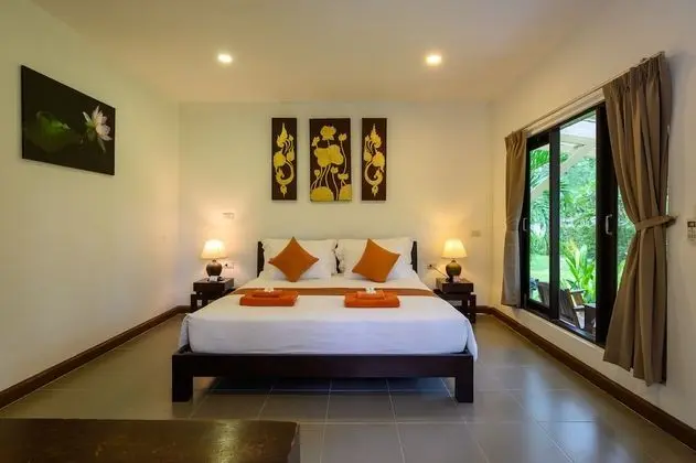 Deluxe Bungalow