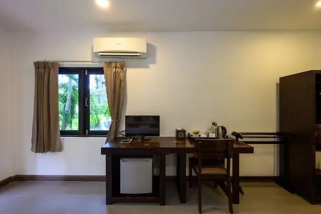 Deluxe Bungalow