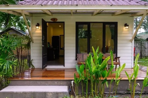 Deluxe Bungalow