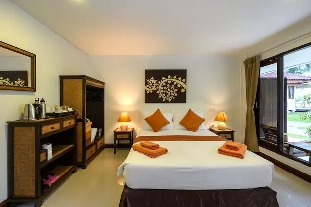 Seaview 2nd row Bungalow