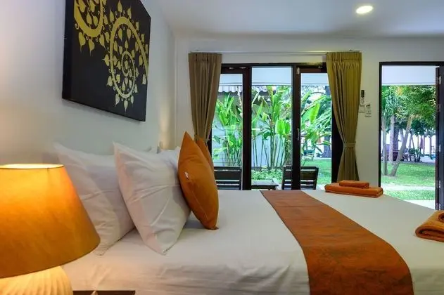 Seaview 2nd row Bungalow